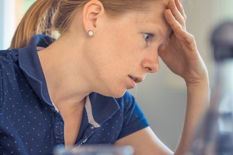 7 Natural Ways to Prevent Work Burnout By Katie Pierce Avoid the negative impact of work burnout with these natural ways to prevent burnout. Improve your health and productivity – read on!