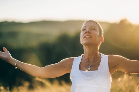 Unlocking Happiness Embracing Positive Thinking and Gratitude in Everyday Life Positive thinking and gratitude is a mindset that can have a profound impact on one's life. Involves focusing on positive aspects of life.